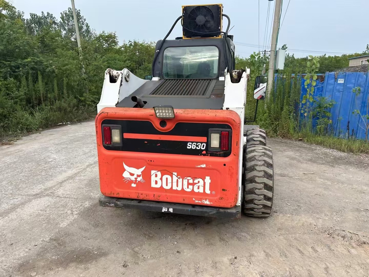 BOBCAT High Quality Used Bobcat S630 Skip Steer - Maquinaria de construcción: foto 3 BOBCAT High Quality Used Bobcat S630 Skip Steer - Maquinaria de construcción: foto 3
