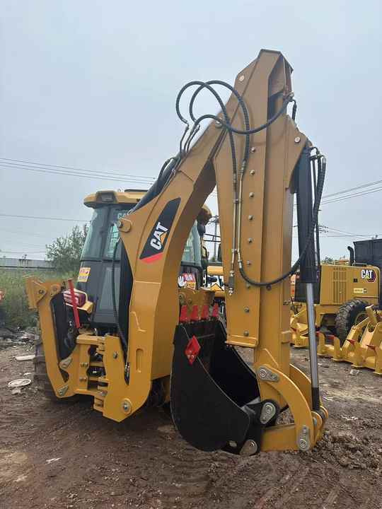 Used Caterpillar CAT 450F Retro Excavator CAT420F Cheap Price for Sale - Excavadora: foto 3 Used Caterpillar CAT 450F Retro Excavator CAT420F Cheap Price for Sale - Excavadora: foto 3