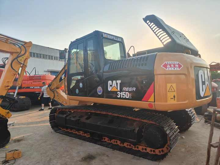 Used Excavator Caterpillar CAT315D Small and Medium-sized Original 15 Ton Excavator CAT315D for Sale - Excavadora de cadenas: foto 5 Used Excavator Caterpillar CAT315D Small and Medium-sized Original 15 Ton Excavator CAT315D for Sale - Excavadora de cadenas: foto 5
