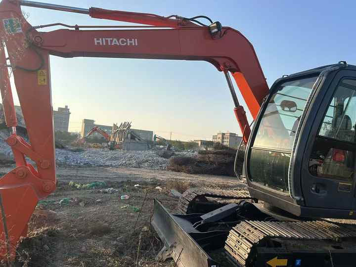 Used HITACHI ZX70 Model Mini Excavator Second Hand Machine Popular Brand Japan Hitachi Hydraulic Machinery - Excavadora: foto 2 Used HITACHI ZX70 Model Mini Excavator Second Hand Machine Popular Brand Japan Hitachi Hydraulic Machinery - Excavadora: foto 2