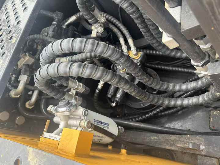 Used Original Volvo EC140 Excavator on Sale - Excavadora: foto 2 Used Original Volvo EC140 Excavator on Sale - Excavadora: foto 2