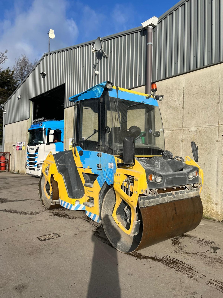 BOMAG BW151AD-5 - Rodillo: foto 4 BOMAG BW151AD-5 - Rodillo: foto 4