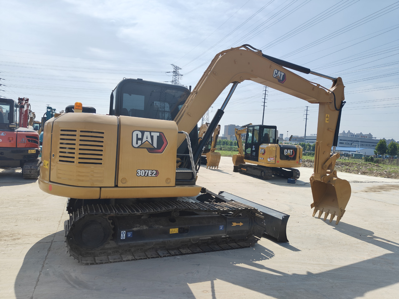 CATERPILLAR 307E2 - Miniexcavadora: foto 3 CATERPILLAR 307E2 - Miniexcavadora: foto 3