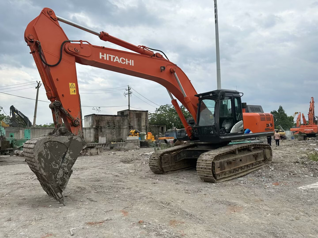 HITACHI ZX400LCH - Excavadora de cadenas: foto 4 HITACHI ZX400LCH - Excavadora de cadenas: foto 4