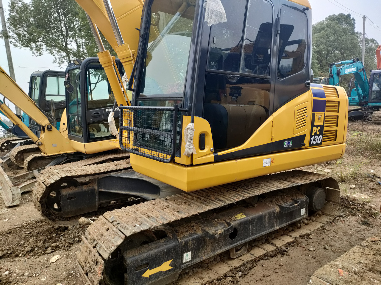 KOMATSU PC130-7 - Excavadora de ruedas: foto 4 KOMATSU PC130-7 - Excavadora de ruedas: foto 4