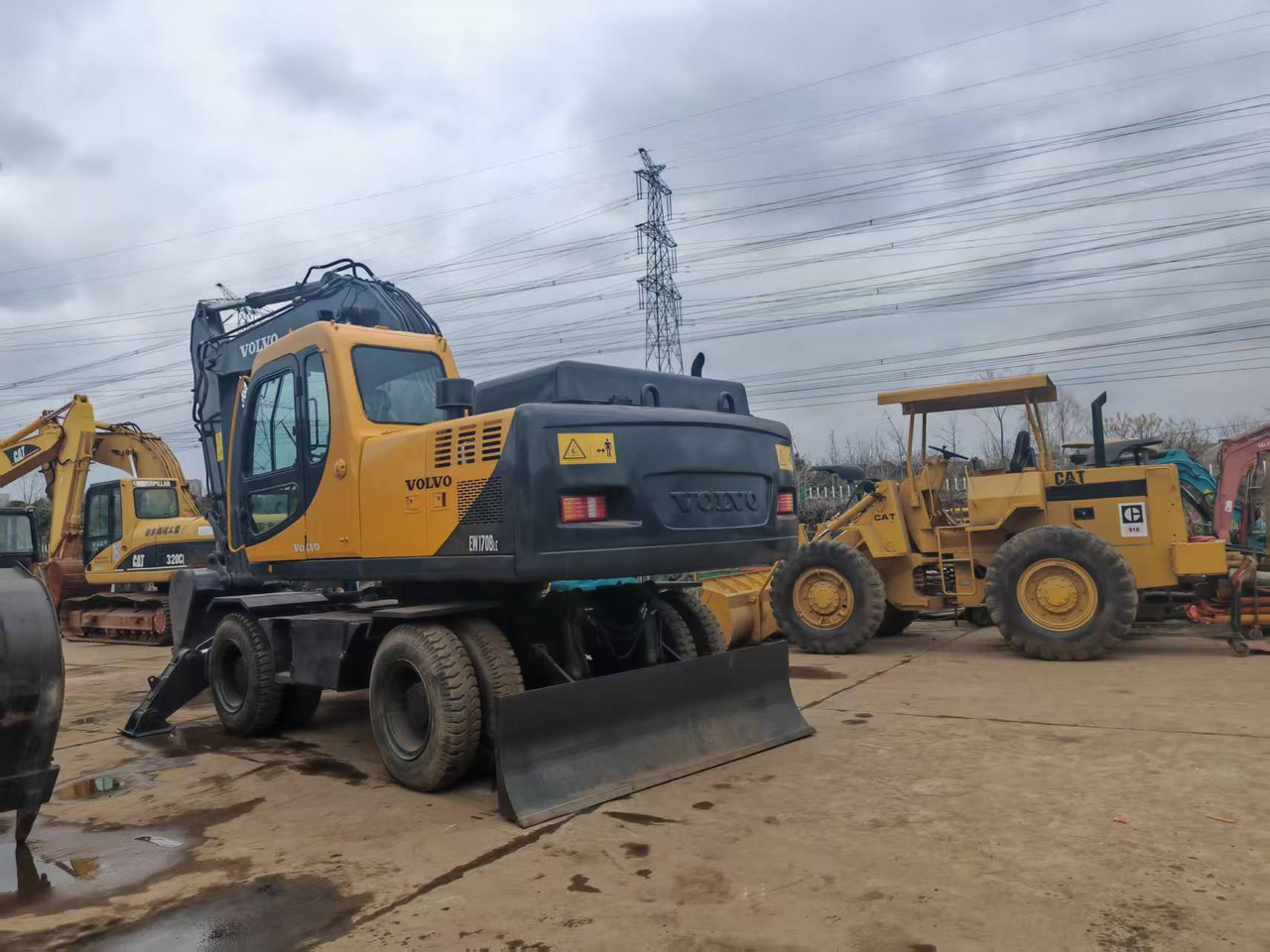 VOLVO EW170BLC - Excavadora de ruedas: foto 1 VOLVO EW170BLC - Excavadora de ruedas: foto 1