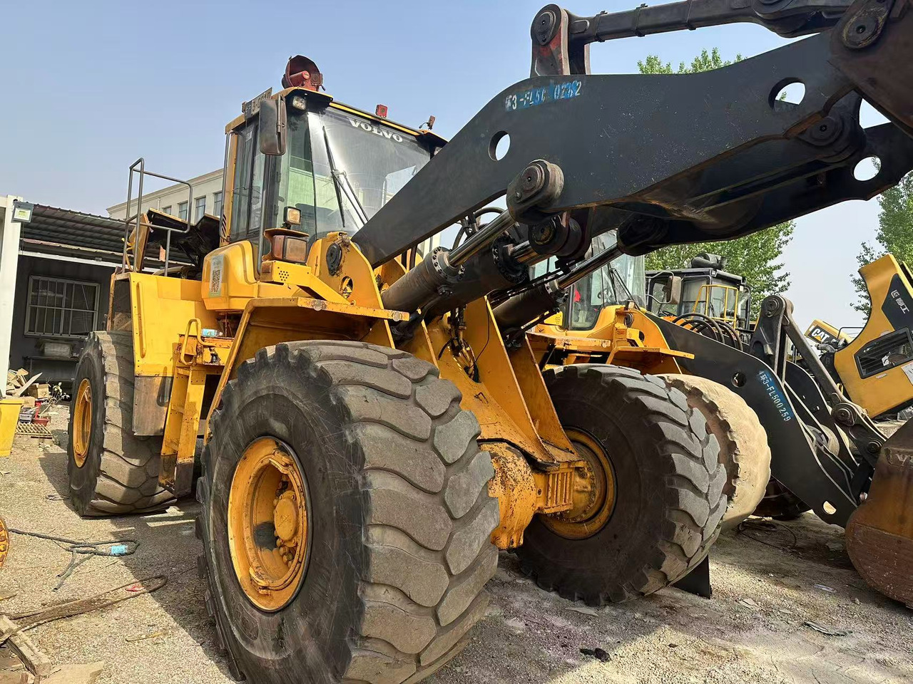 VOLVO L220F - Cargadora de ruedas: foto 2 VOLVO L220F - Cargadora de ruedas: foto 2