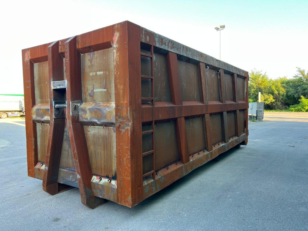 CONTAINER SCARRABILE USATO A CIELO APERTO - Contenedor de gancho: foto 1 CONTAINER SCARRABILE USATO A CIELO APERTO - Contenedor de gancho: foto 1