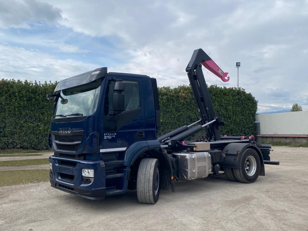 IVECO STRALIS 310 SCARRABILE FULL PNEUMATICO - Camión multibasculante: foto 1 IVECO STRALIS 310 SCARRABILE FULL PNEUMATICO - Camión multibasculante: foto 1