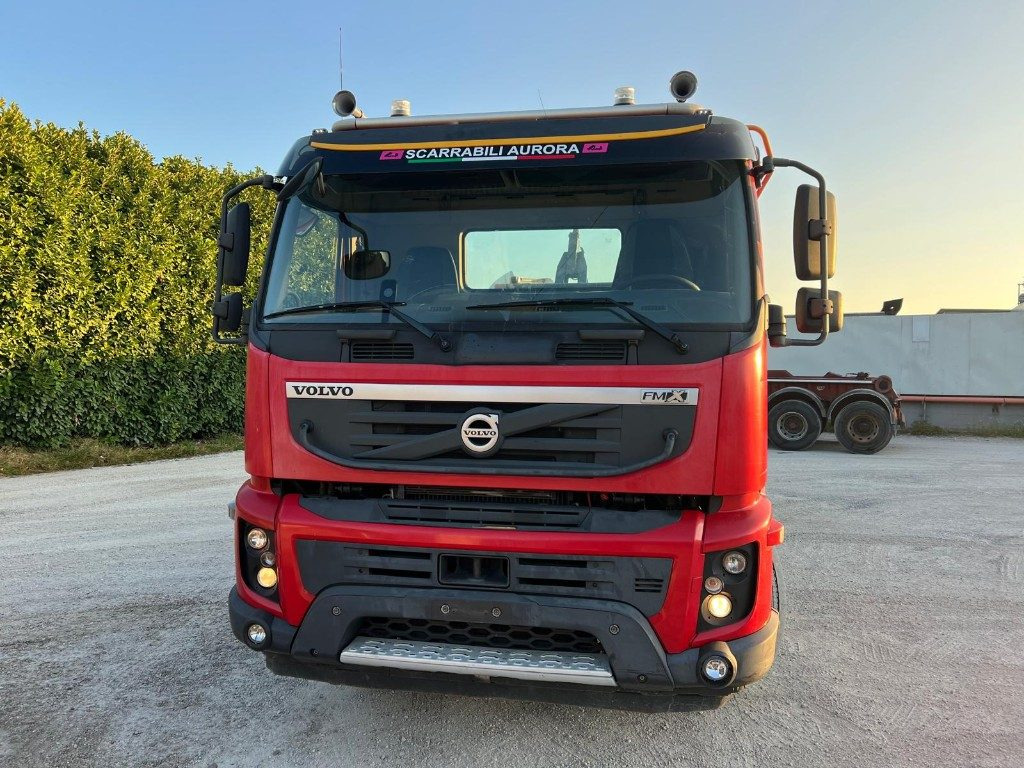 VOLVO FMX460 SCARRABILE 8X4 - Camión multibasculante: foto 3 VOLVO FMX460 SCARRABILE 8X4 - Camión multibasculante: foto 3