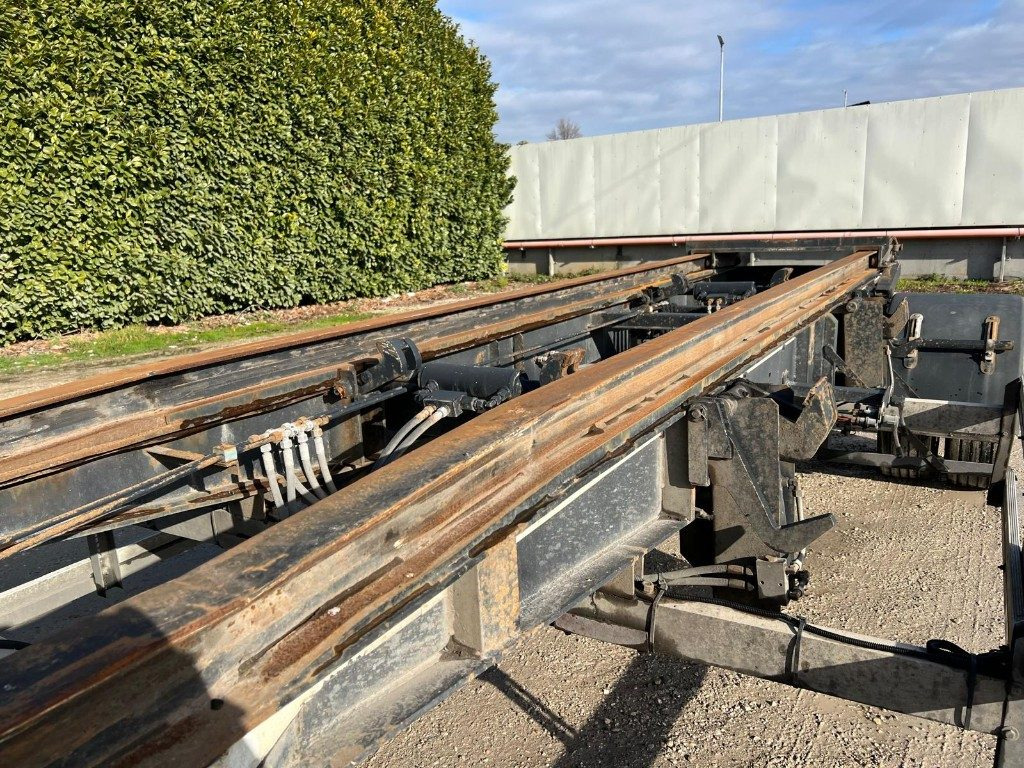 ZORZI RIMORCHIO SCARRABILE ZORZI 20R070 PNEUMATICO - Remolque multilift/ Portacontenedores de cadenas: foto 3 ZORZI RIMORCHIO SCARRABILE ZORZI 20R070 PNEUMATICO - Remolque multilift/ Portacontenedores de cadenas: foto 3
