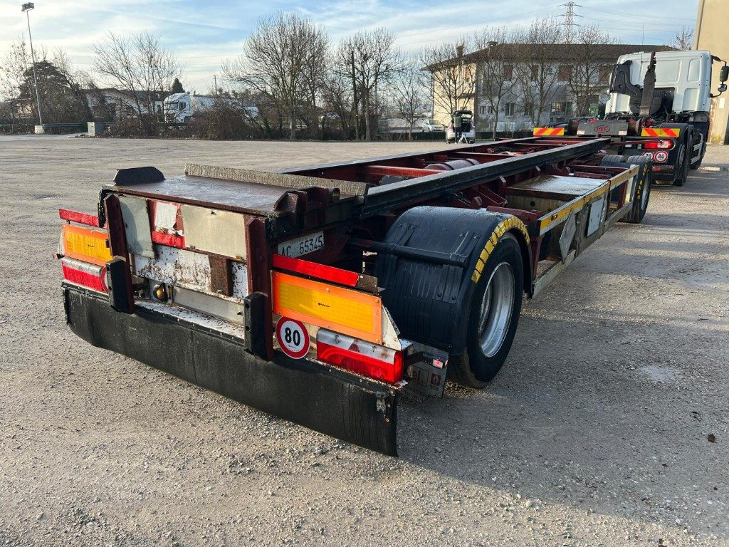 ZORZI RIMORCHIO ZORZI 20 R073 SCARRABILE PNEUMATICO - Remolque multilift/ Portacontenedores de cadenas: foto 1 ZORZI RIMORCHIO ZORZI 20 R073 SCARRABILE PNEUMATICO - Remolque multilift/ Portacontenedores de cadenas: foto 1
