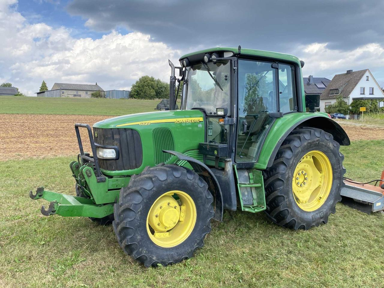 John Deere 6320 Premium - Tractor: foto 2 John Deere 6320 Premium - Tractor: foto 2