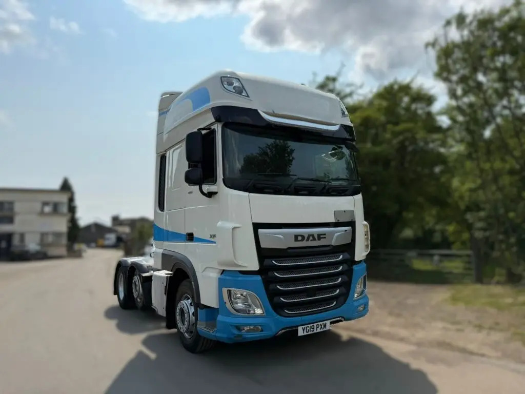 DAF XF 105 (PXM) - Cabeza tractora: foto 1 DAF XF 105 (PXM) - Cabeza tractora: foto 1