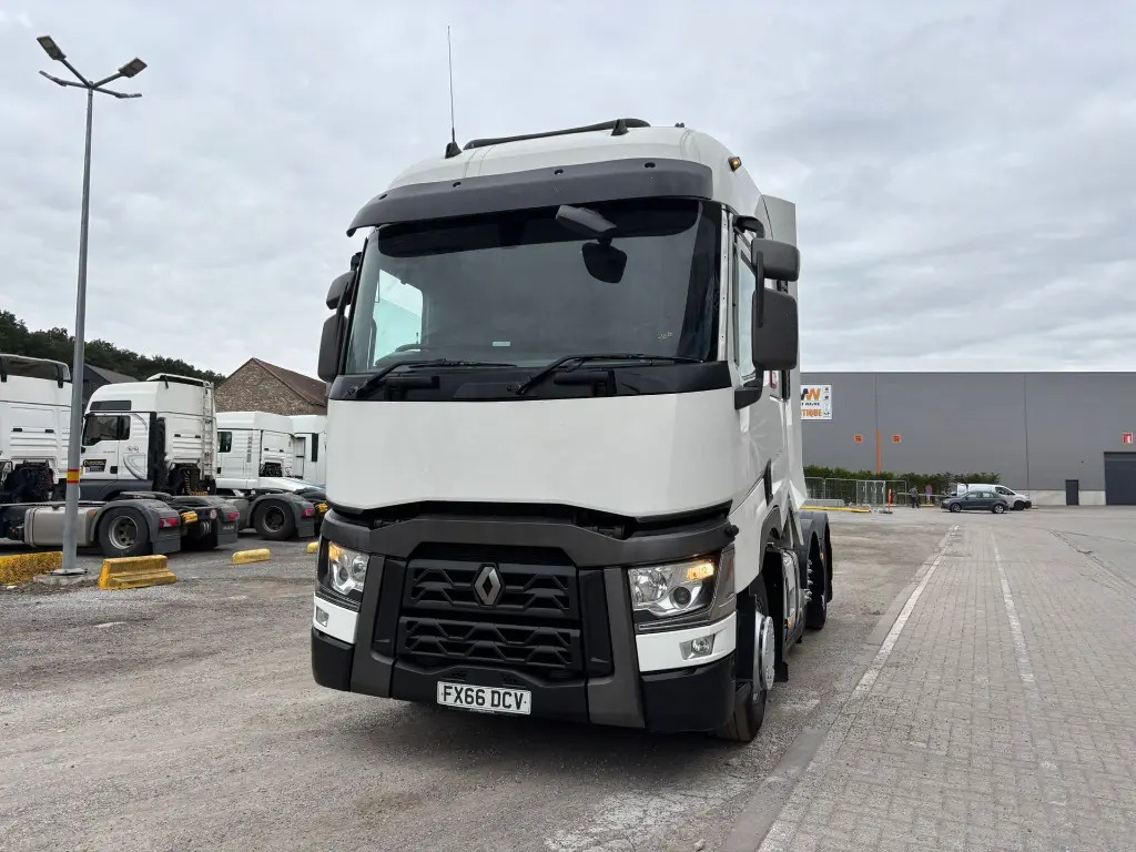 Renault T 460 (DCV) - Cabeza tractora: foto 3 Renault T 460 (DCV) - Cabeza tractora: foto 3