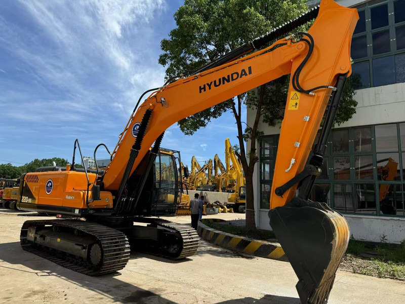 Hyundai R220LC-9S - Excavadora de cadenas: foto 3 Hyundai R220LC-9S - Excavadora de cadenas: foto 3