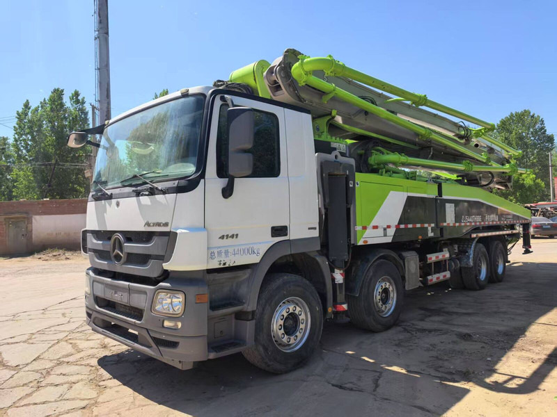Mercedes-Benz Actros - Bomba de hormigon estacionaria: foto 4 Mercedes-Benz Actros - Bomba de hormigon estacionaria: foto 4