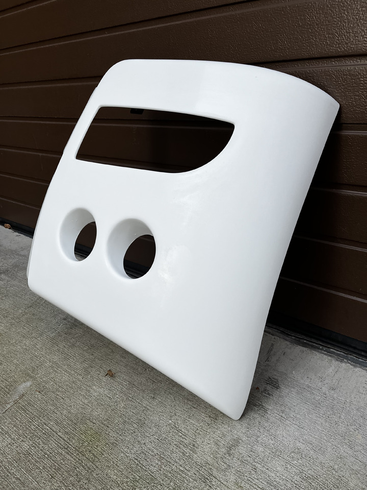 Narożnik, zderzak przedni lewy MB 350 Tourismo Mercedes-Benz 350 Tourismo - Carrocería y exterior para Autobús: foto 2 Narożnik, zderzak przedni lewy MB 350 Tourismo Mercedes-Benz 350 Tourismo - Carrocería y exterior para Autobús: foto 2