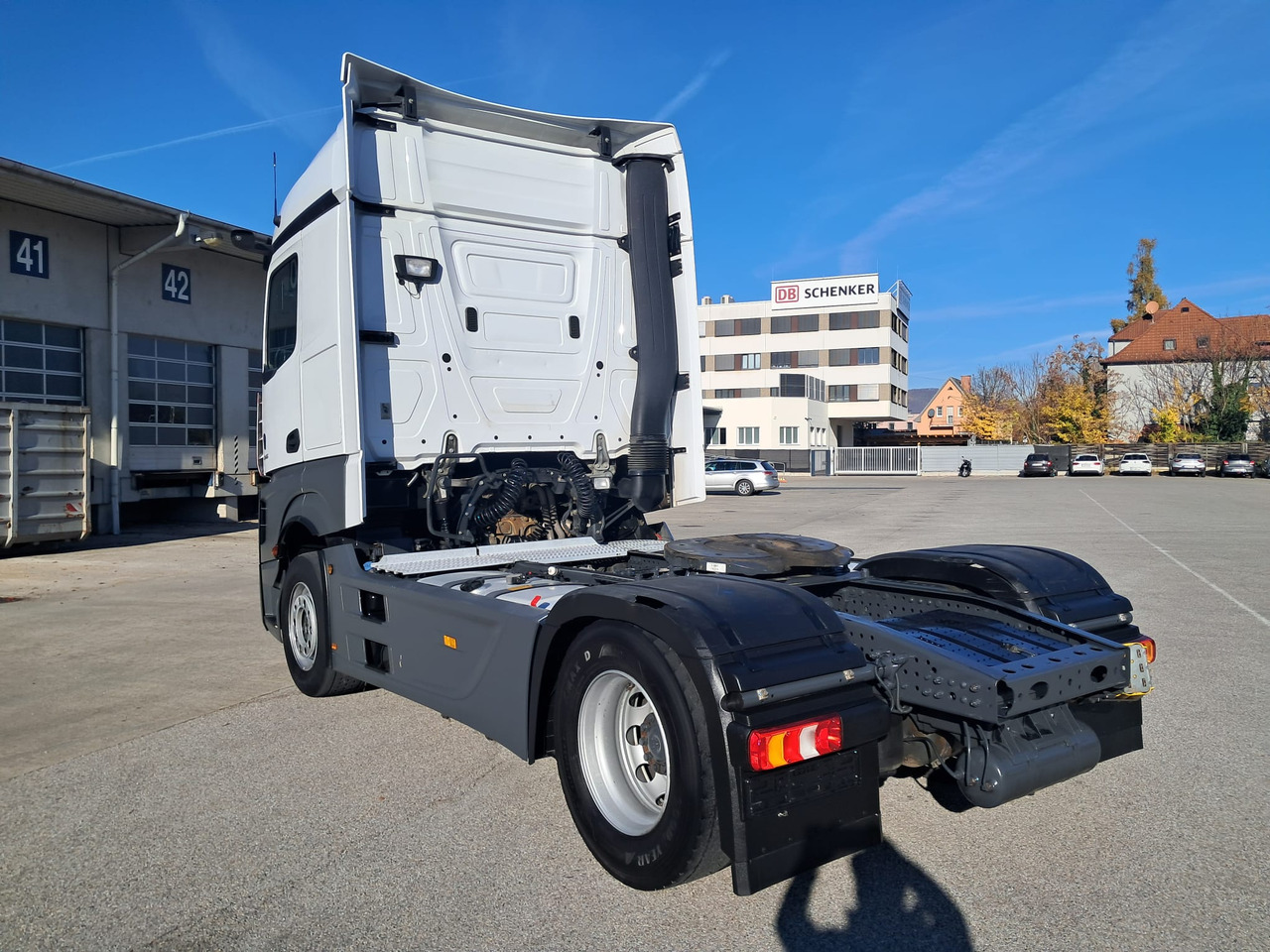 MERCEDES-BENZ Actros 18 45 | Retarder | Standklima | 4 Stück MP5 - Cabeza tractora: foto 3 MERCEDES-BENZ Actros 18 45 | Retarder | Standklima | 4 Stück MP5 - Cabeza tractora: foto 3