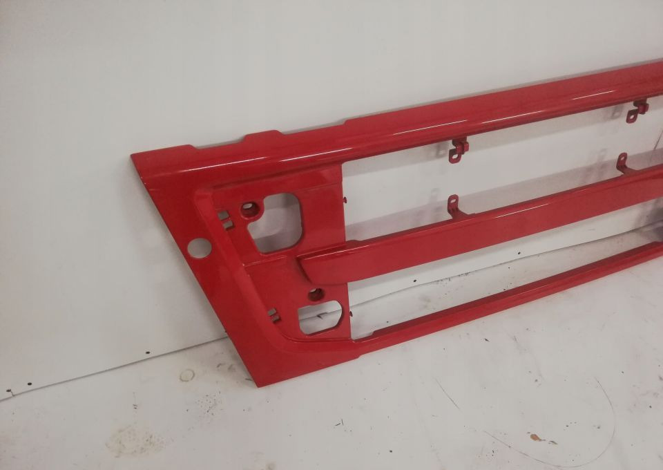 ATRAPA GRILL VOLVO FH13 - Parrilla para Camión: foto 3 ATRAPA GRILL VOLVO FH13 - Parrilla para Camión: foto 3