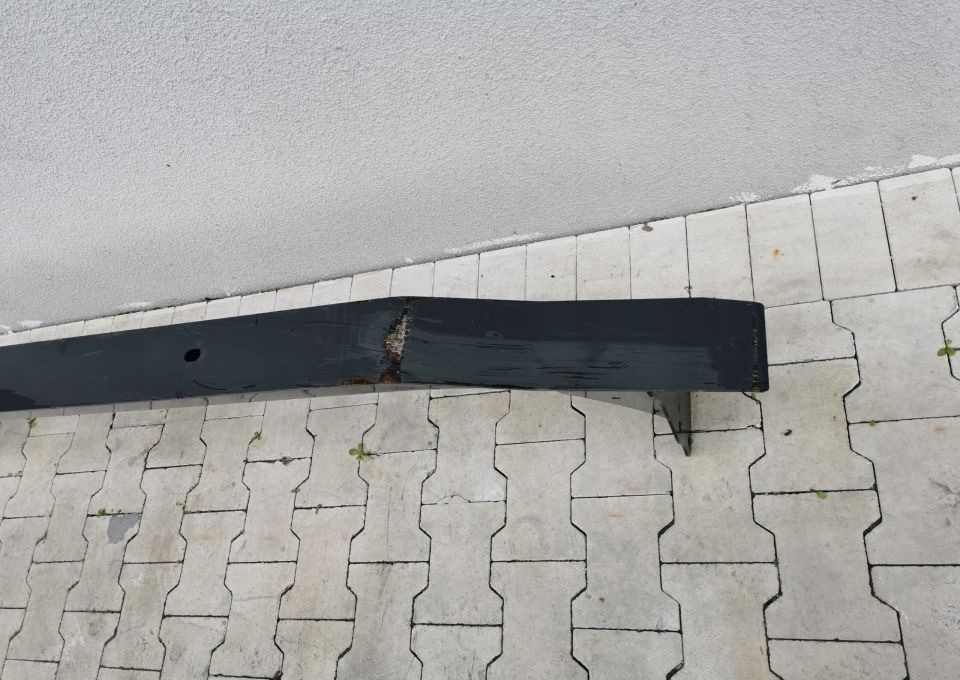 BELKA ZDERZAKA DAF LF EURO6 - Parachoques para Camión: foto 3 BELKA ZDERZAKA DAF LF EURO6 - Parachoques para Camión: foto 3