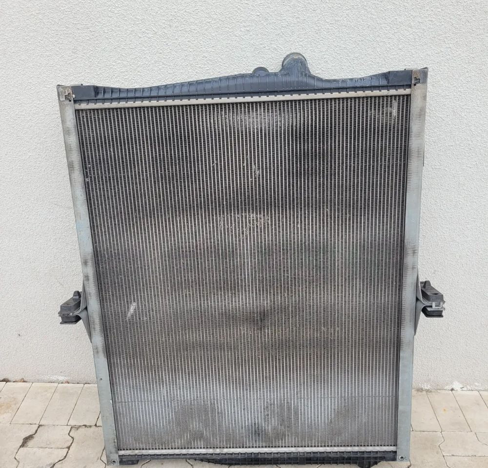 CHŁODNICA WODY VOLVO FH4 SZCZELNA Chwalim116 - Radiador para Camión: foto 2 CHŁODNICA WODY VOLVO FH4 SZCZELNA Chwalim116 - Radiador para Camión: foto 2