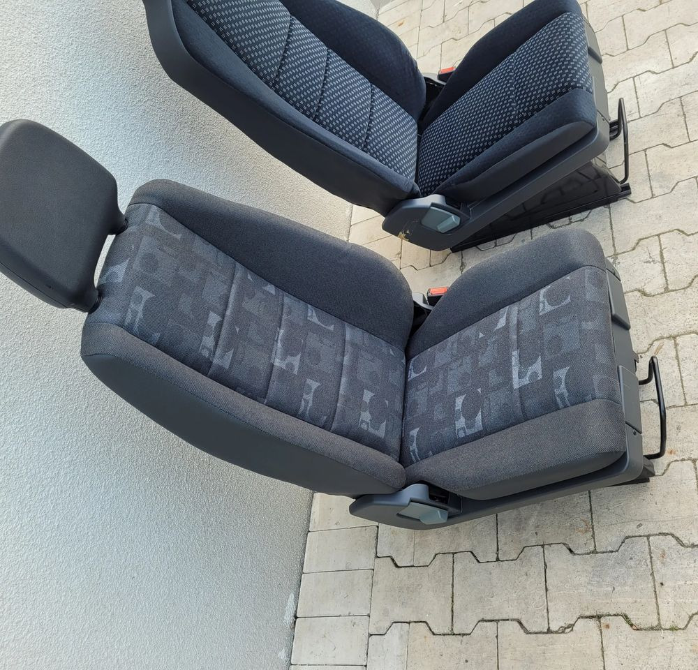FOTEL PRAWY MERCEDES ACTROS AXOR NOWY ORYGINAŁ CHWALIM116 - Asiento para Camión: foto 2 FOTEL PRAWY MERCEDES ACTROS AXOR NOWY ORYGINAŁ CHWALIM116 - Asiento para Camión: foto 2