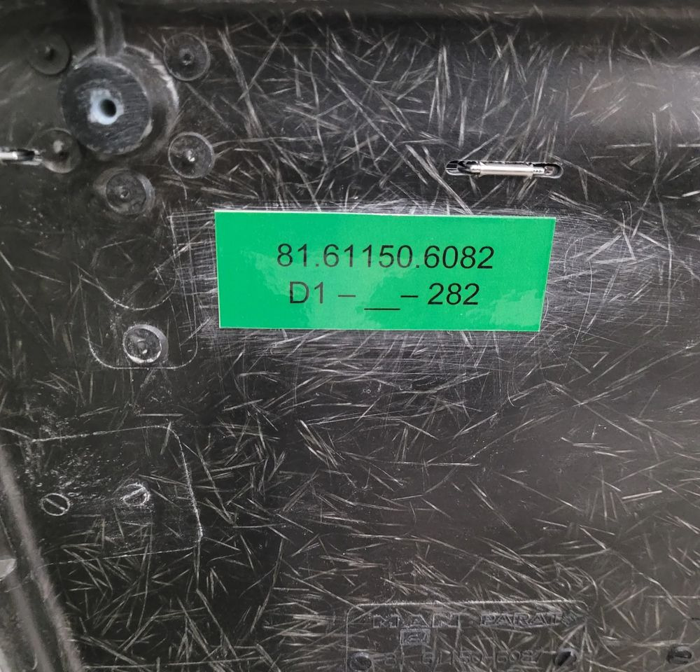 GRILL MAN TGL TGM EURO5 EEV ORYGINAŁ NOWY - Parrilla para Camión: foto 4 GRILL MAN TGL TGM EURO5 EEV ORYGINAŁ NOWY - Parrilla para Camión: foto 4