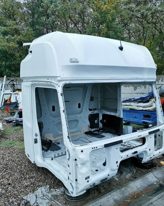 KABINA MERCEDES ACTROS MP4 GIGA BDF - Cabina para Camión: foto 2 KABINA MERCEDES ACTROS MP4 GIGA BDF - Cabina para Camión: foto 2