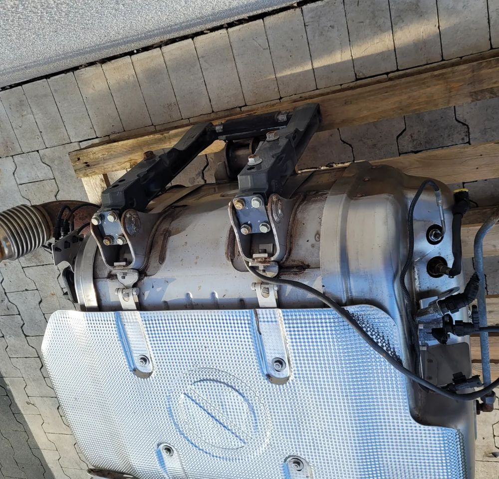 KATALIZATOR IVECO EUROCARGO E6 ORYGINAŁ - Convertidor catalítico para Camión: foto 4 KATALIZATOR IVECO EUROCARGO E6 ORYGINAŁ - Convertidor catalítico para Camión: foto 4