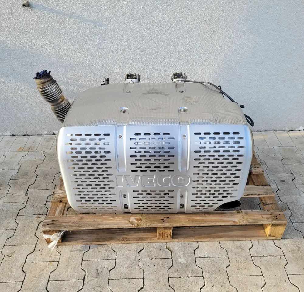 KATALIZATOR IVECO EUROCARGO E6 ORYGINAŁ - Sistema de escape: foto 1 KATALIZATOR IVECO EUROCARGO E6 ORYGINAŁ - Sistema de escape: foto 1