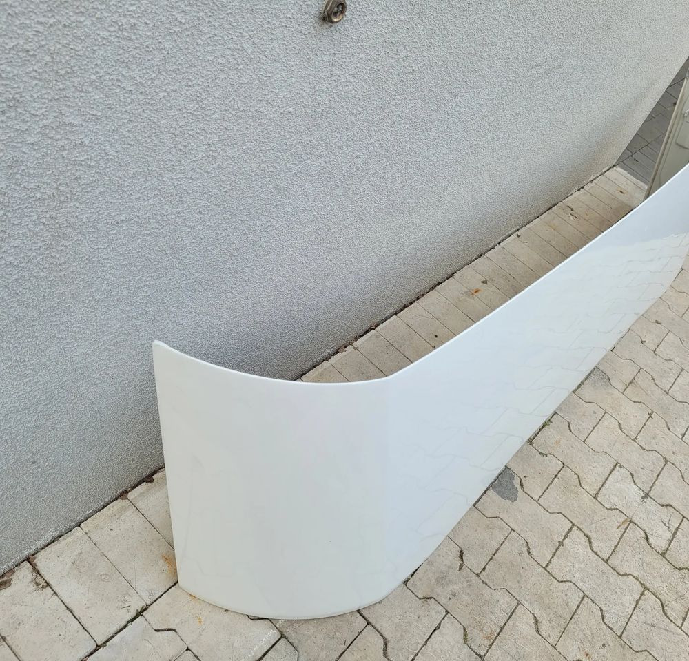 MASKA ATRAPA RENAULT RANGE T GAMA ORYGINAŁ CHWALIM116 - Capota para Camión: foto 2 MASKA ATRAPA RENAULT RANGE T GAMA ORYGINAŁ CHWALIM116 - Capota para Camión: foto 2