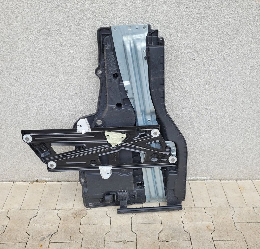 MECHANIZM PODNOŚNIK SZYBY MAN TGX TGS LH 81.62645-6055 - Motor de elevación de ventanas para Camión: foto 2 MECHANIZM PODNOŚNIK SZYBY MAN TGX TGS LH 81.62645-6055 - Motor de elevación de ventanas para Camión: foto 2