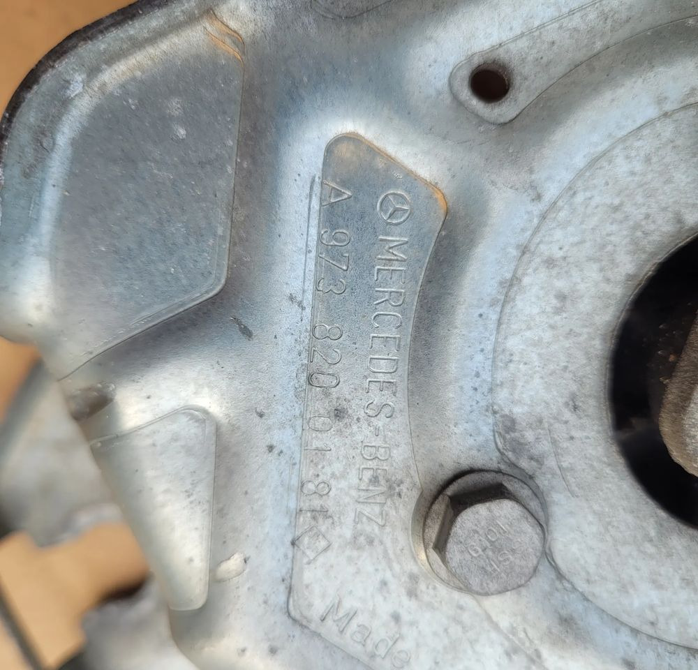 MECHANIZM WYCIETACZEK MERCEDES ATEGO 3 A9738200181 - Limpiaparabrisas para Camión: foto 3 MECHANIZM WYCIETACZEK MERCEDES ATEGO 3 A9738200181 - Limpiaparabrisas para Camión: foto 3