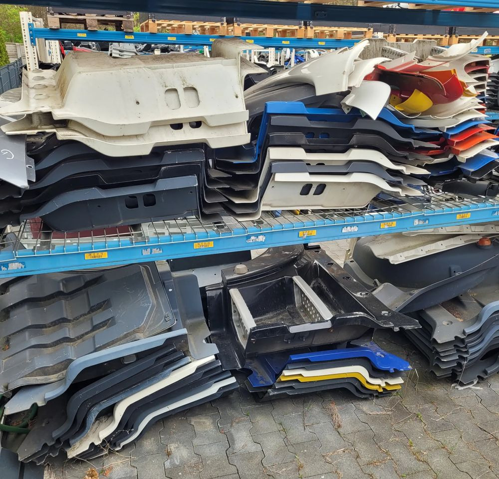 STOPNICA MAN TGS TGX ORYGINAŁ RH LH CHWALIM116 - Peldaño para Camión: foto 2 STOPNICA MAN TGS TGX ORYGINAŁ RH LH CHWALIM116 - Peldaño para Camión: foto 2