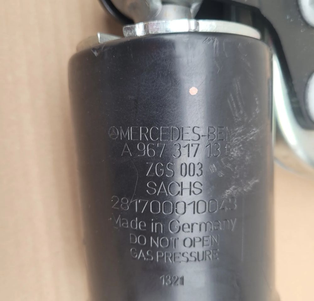 ZAWIESZENIE KABINY ZAMKI MERCEDES ATEGO A9423100383 NOWY ORYGINAŁ CHWALIM116 - Suspensión de cabina para Camión: foto 4 ZAWIESZENIE KABINY ZAMKI MERCEDES ATEGO A9423100383 NOWY ORYGINAŁ CHWALIM116 - Suspensión de cabina para Camión: foto 4