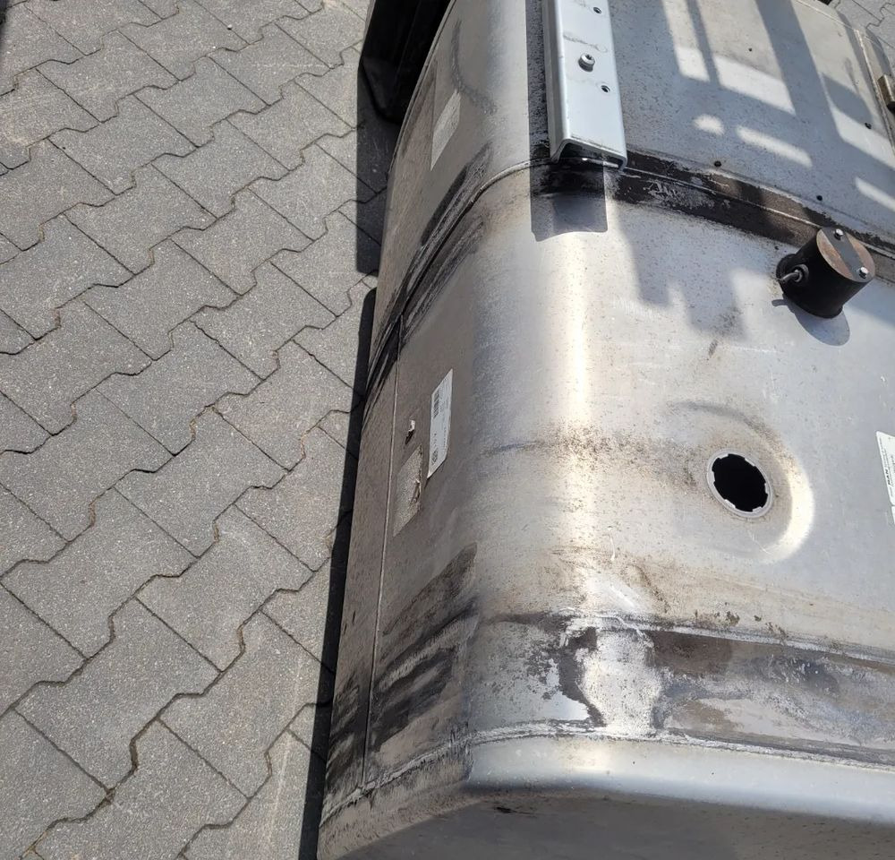 ZBIORNIK PALIWA MAN 81.12201-6412 410L 113X63X68CM - Sistema de combustible para Camión: foto 5 ZBIORNIK PALIWA MAN 81.12201-6412 410L 113X63X68CM - Sistema de combustible para Camión: foto 5