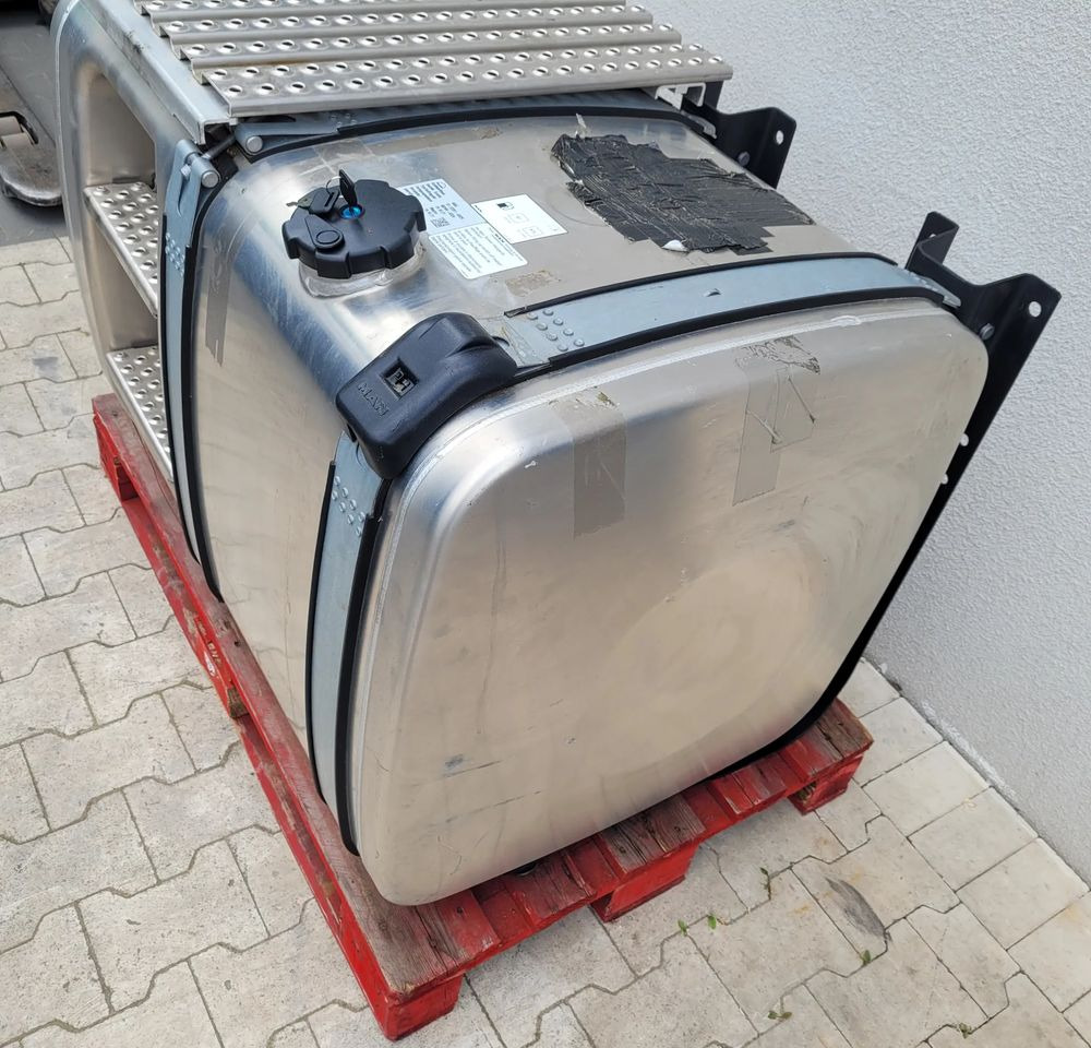 ZBIORNIK PALIWA MAN TGX TG3 81.12201-6929 460L CHWALIM116 - Sistema de combustible para Camión: foto 2 ZBIORNIK PALIWA MAN TGX TG3 81.12201-6929 460L CHWALIM116 - Sistema de combustible para Camión: foto 2