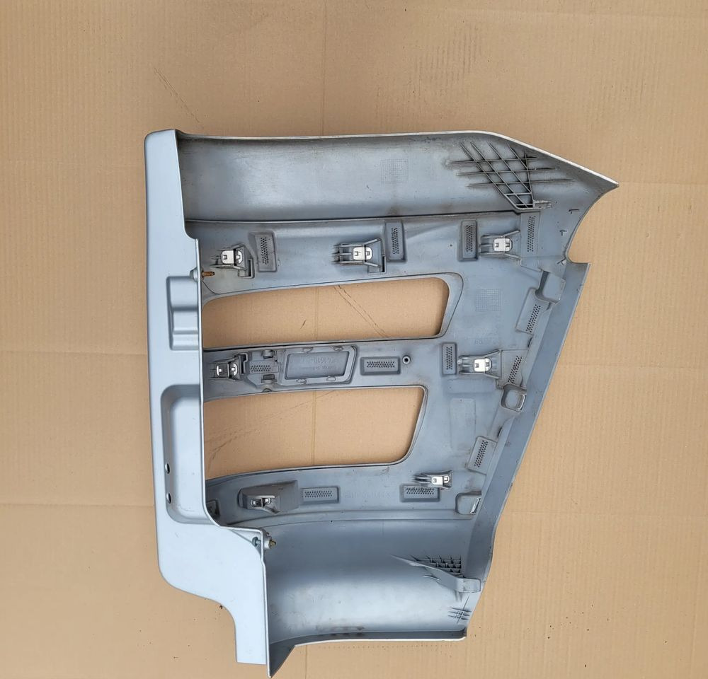 ZDERZAK MAN TGL TGM ORYGINAŁ RH 81.41610-5716 CHWALIM116 - Carrocería y exterior para Camión: foto 2 ZDERZAK MAN TGL TGM ORYGINAŁ RH 81.41610-5716 CHWALIM116 - Carrocería y exterior para Camión: foto 2