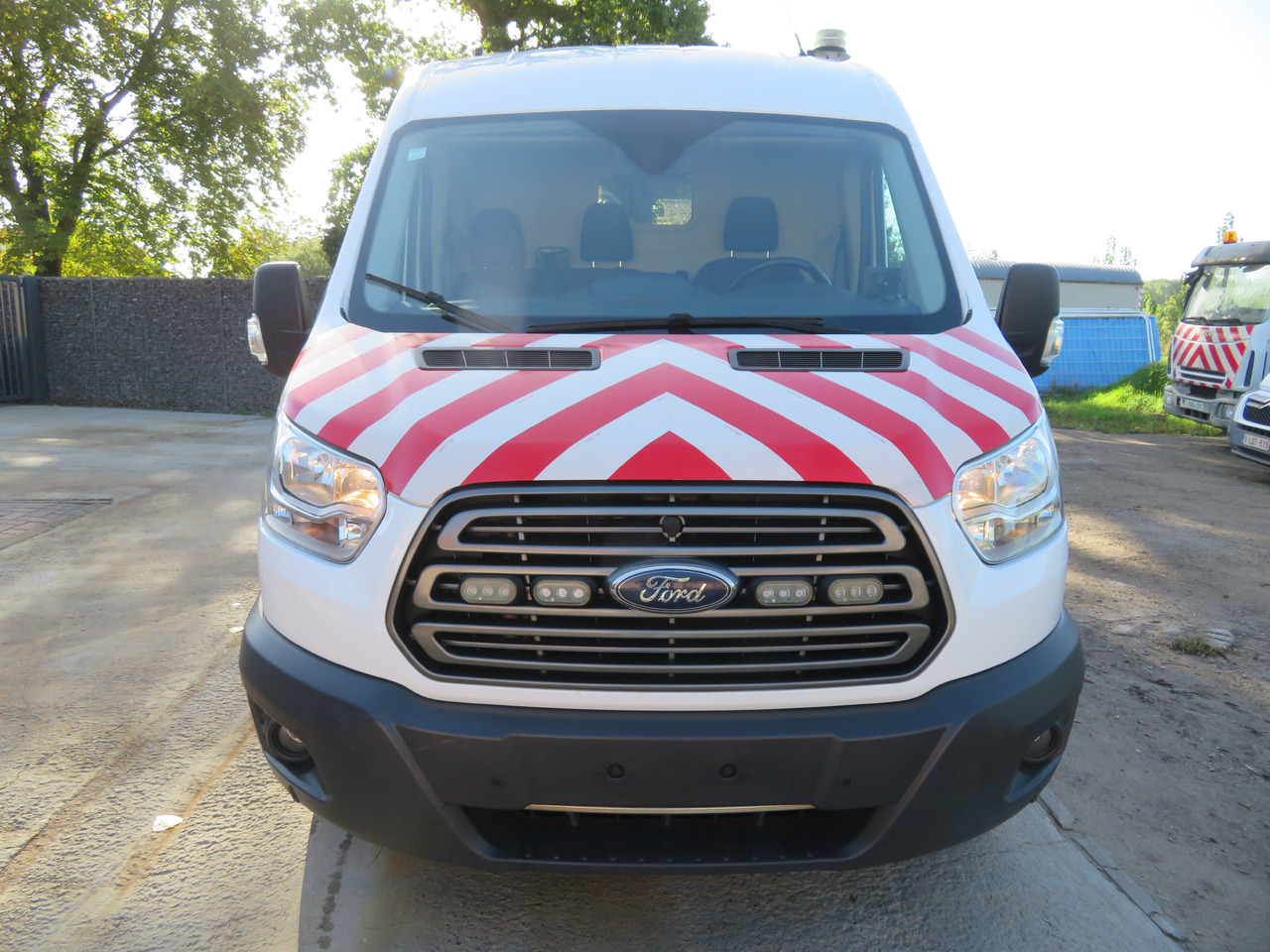 Ford Transit 2.0TDCi - Furgón: foto 2 Ford Transit 2.0TDCi - Furgón: foto 2
