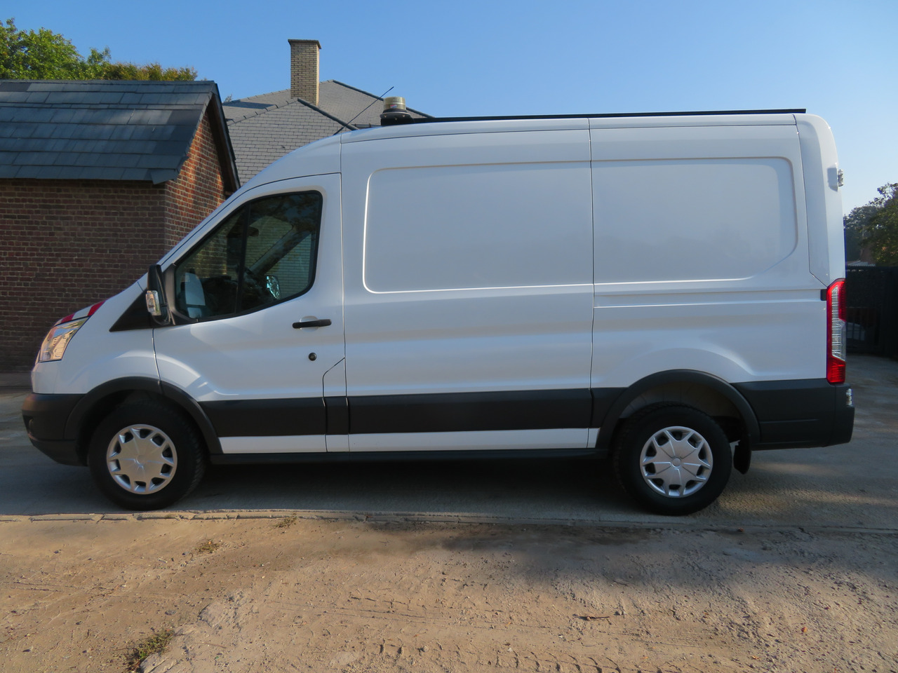 Ford Transit 2.0TDCi - Furgón: foto 4 Ford Transit 2.0TDCi - Furgón: foto 4
