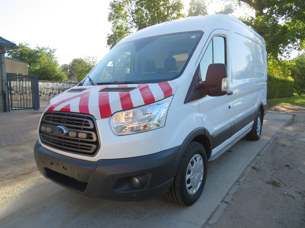 Ford Transit 2.0TDCi - Furgón: foto 3 Ford Transit 2.0TDCi - Furgón: foto 3