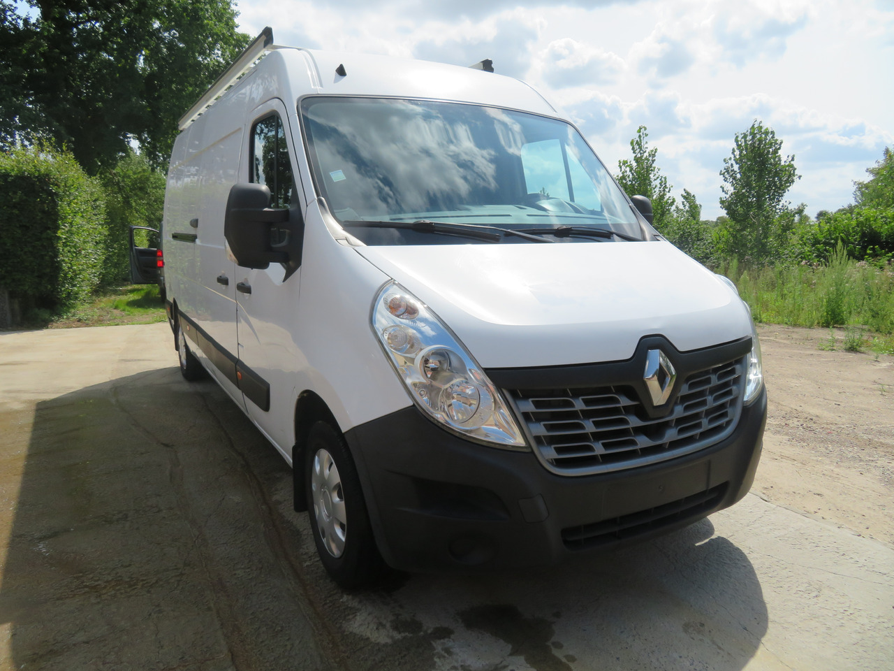 Renault Master 2.3dCi Energy Grand Confort & Media Nav - L3H2 - Furgón: foto 1 Renault Master 2.3dCi Energy Grand Confort & Media Nav - L3H2 - Furgón: foto 1