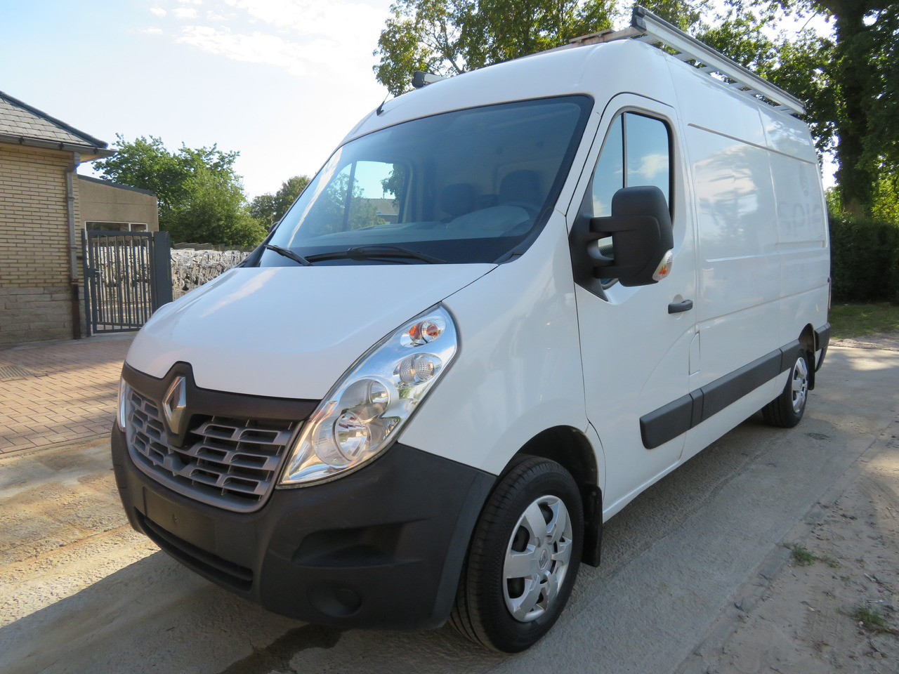 Renault Master 2.3dCi Grand Confort - L2H2 - Furgoneta pequeña: foto 3 Renault Master 2.3dCi Grand Confort - L2H2 - Furgoneta pequeña: foto 3