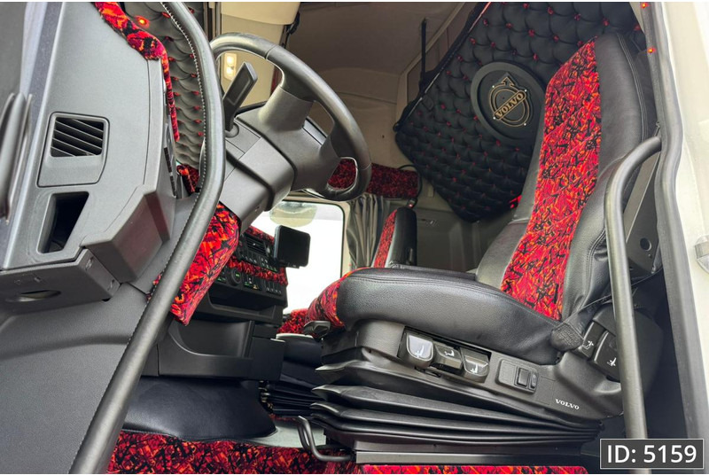 Volvo FH 460 Globetrotter XL, Euro 6, / 2 Tanks / Spec. Interior / TOP condition! - Cabeza tractora: foto 5 Volvo FH 460 Globetrotter XL, Euro 6, / 2 Tanks / Spec. Interior / TOP condition! - Cabeza tractora: foto 5