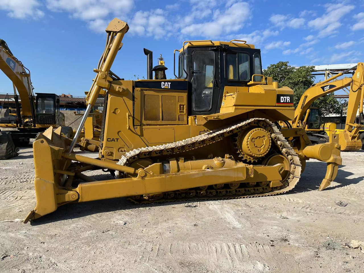 CATERPILLAR D7R - Bulldozer: foto 5 CATERPILLAR D7R - Bulldozer: foto 5