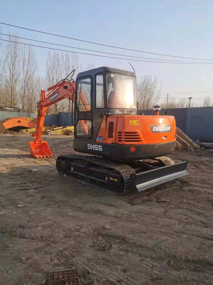 DOOSAN DH55 - Excavadora de cadenas: foto 5 DOOSAN DH55 - Excavadora de cadenas: foto 5