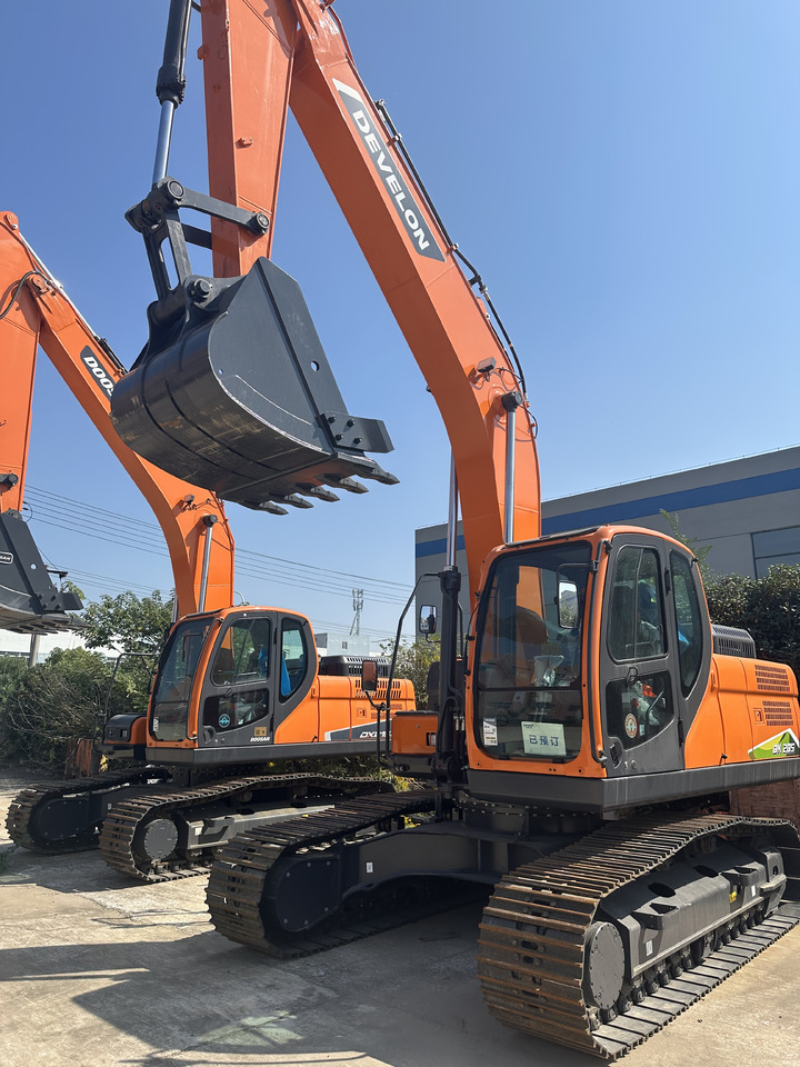 DOOSAN DX205  Crawler excavator Good condition - Excavadora de cadenas: foto 2 DOOSAN DX205  Crawler excavator Good condition - Excavadora de cadenas: foto 2