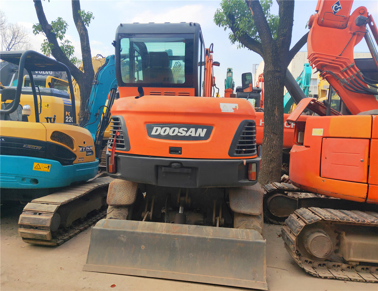 DOOSAN Mini Excavator DX60W Click Here for Discount - Miniexcavadora: foto 3 DOOSAN Mini Excavator DX60W Click Here for Discount - Miniexcavadora: foto 3