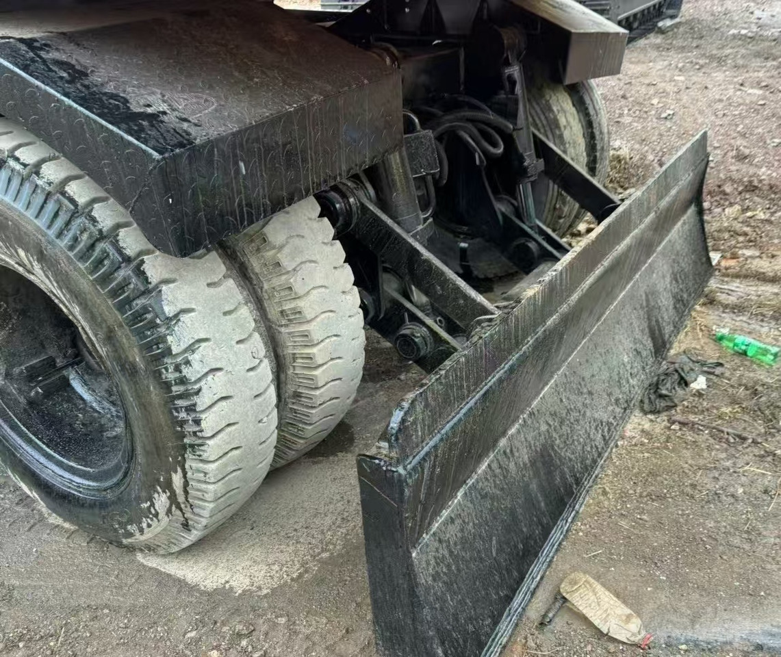 Doosan DX150W Wheel Loader click for Discount - Excavadora de ruedas: foto 5 Doosan DX150W Wheel Loader click for Discount - Excavadora de ruedas: foto 5